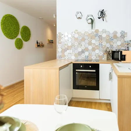 Bubbly Apartment *